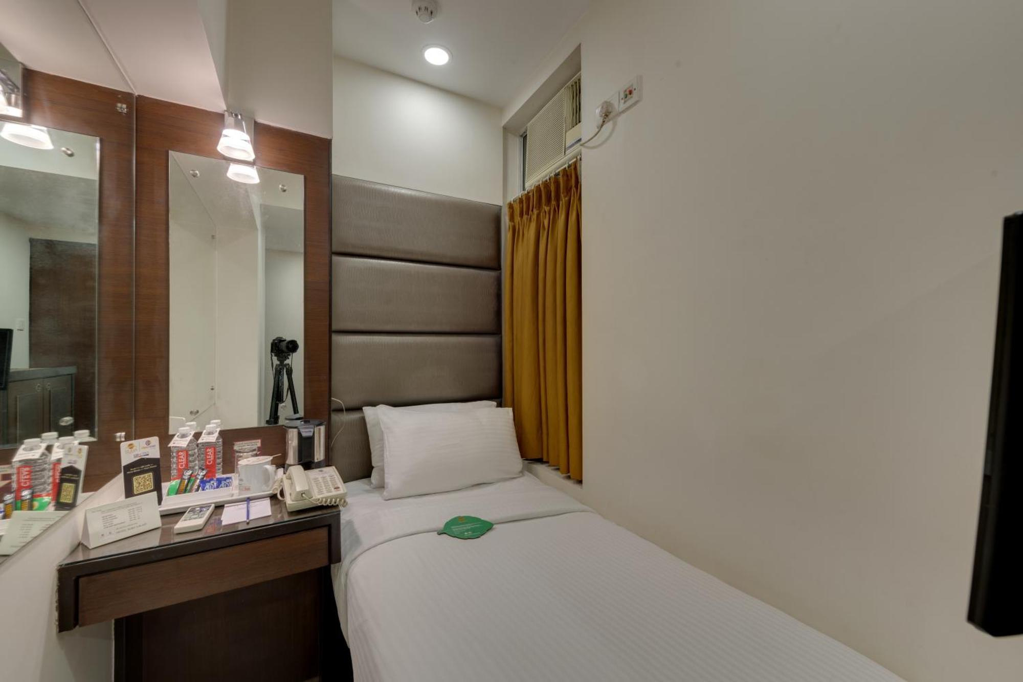 Suba Galaxy Hotel Bombay